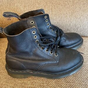 Limited Edition All Black Mono Leather Dr Martens Size 8 EU 39 Pascal Boot